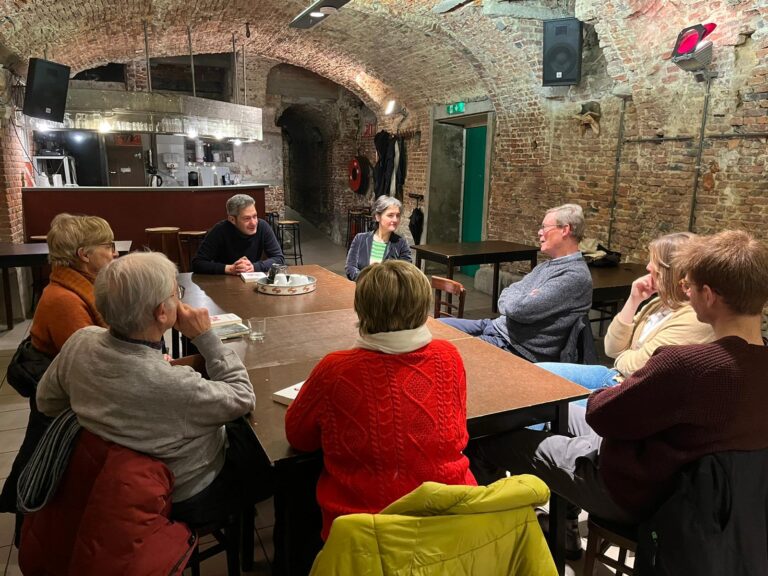 Un incontro del Circolo dei lettori presso De Groene Waterman